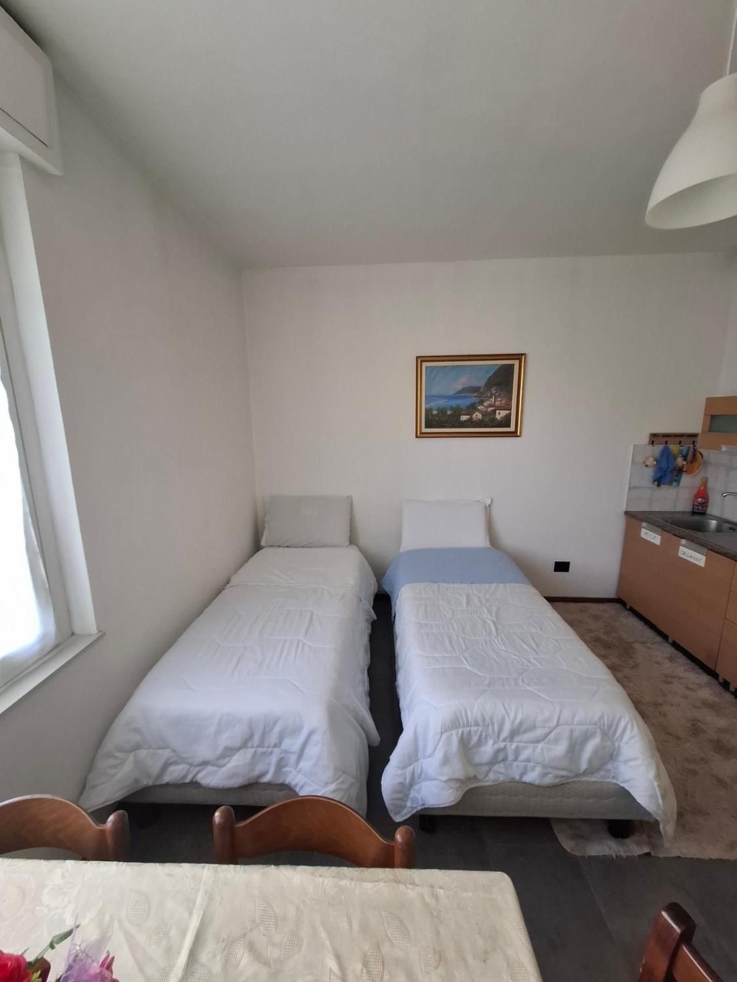 Fly & Rest Bgy Villa Zanica Bagian luar foto